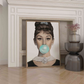 Cuadro de Audrey Hepburn, Mascando Chicle Pop art