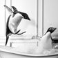 Cuadro de animales en baño , pingüinos